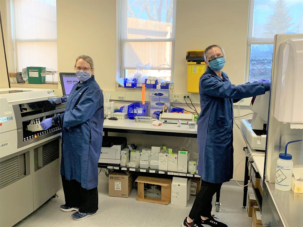 R to L: JJ and Sydney, Medical Laboratory Assistant/Technicians